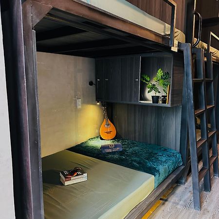 T Zone Hostel - Quiet Place, Near China Town,Ho Thi Ky Street Food,Cafe,Beer Хошимин Экстерьер фото